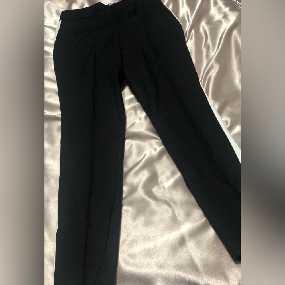 NWOT Pure Navy pants size 6